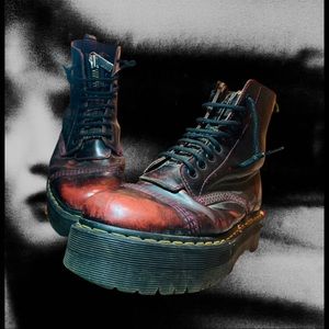 *discontinued/rare* dr. marten’s sinclair red platforms size 11W